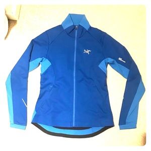 Arc’teryx Trino Windstopper